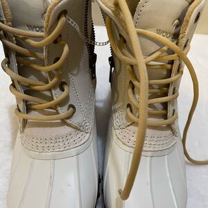 Wolverine Cream Lace-Up Boots